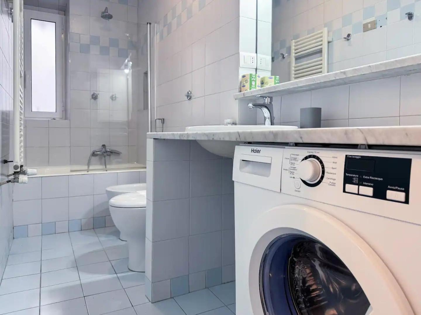 Jhhit San Pietro Modern Apartamento